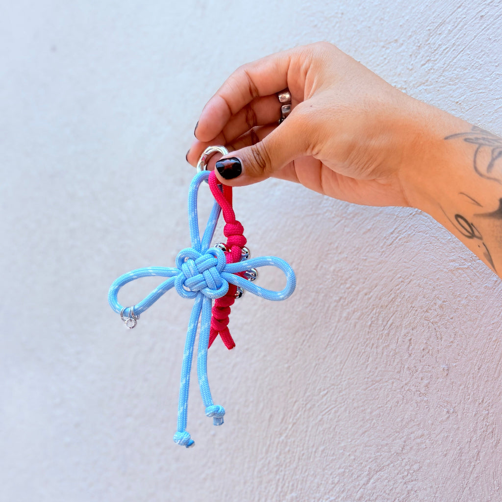 Charm de la Buena Suerte - Azul & Fucsia